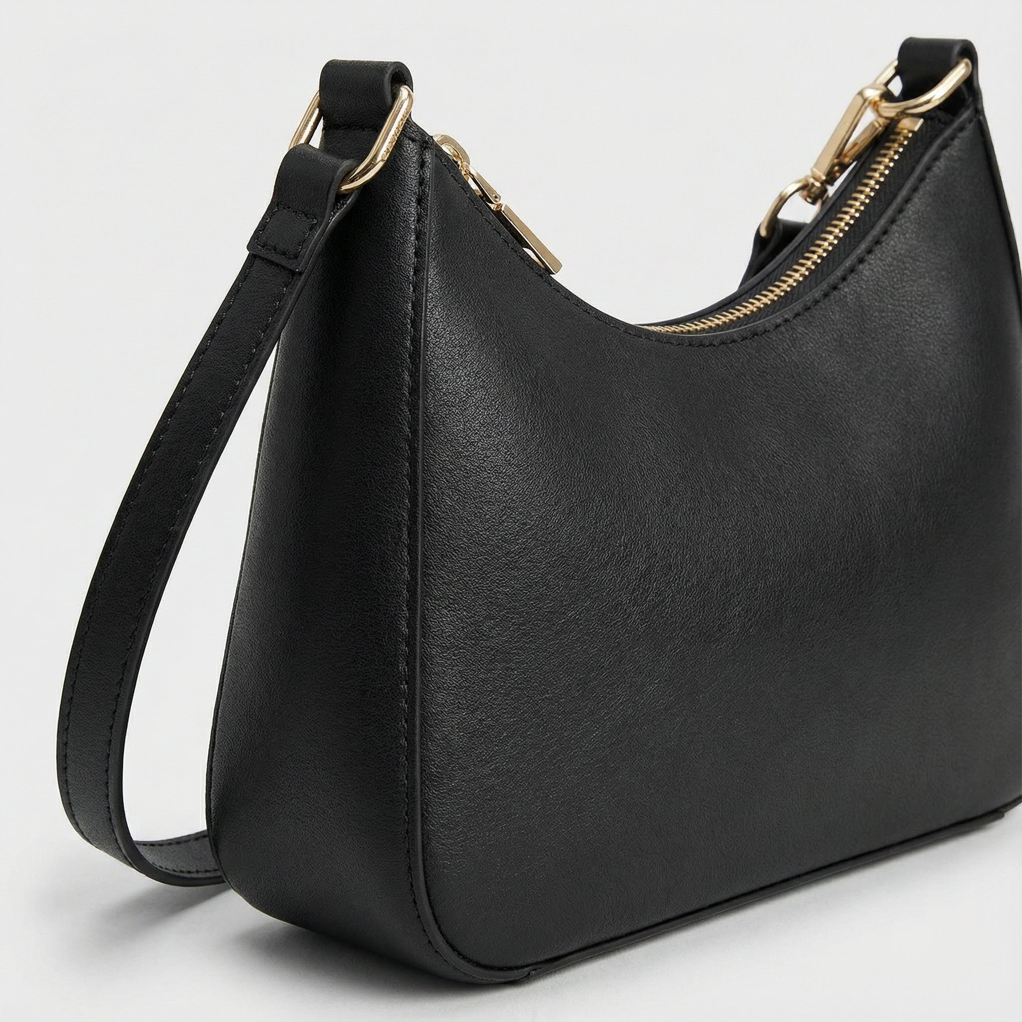 The Daily Shoulder Bag