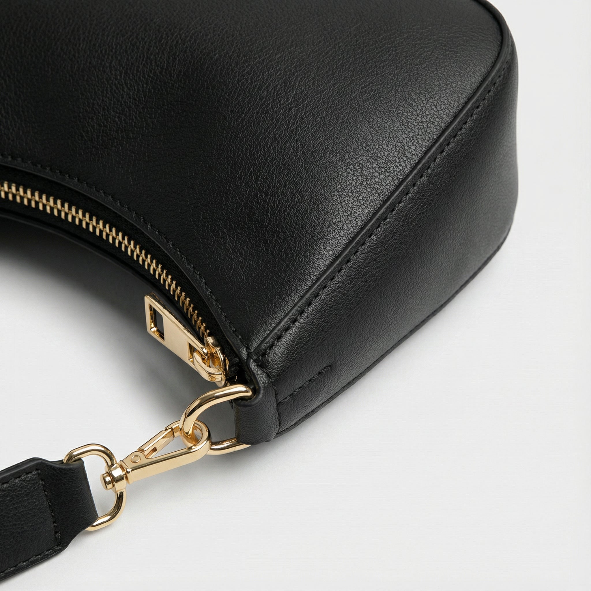 The Daily Shoulder Bag